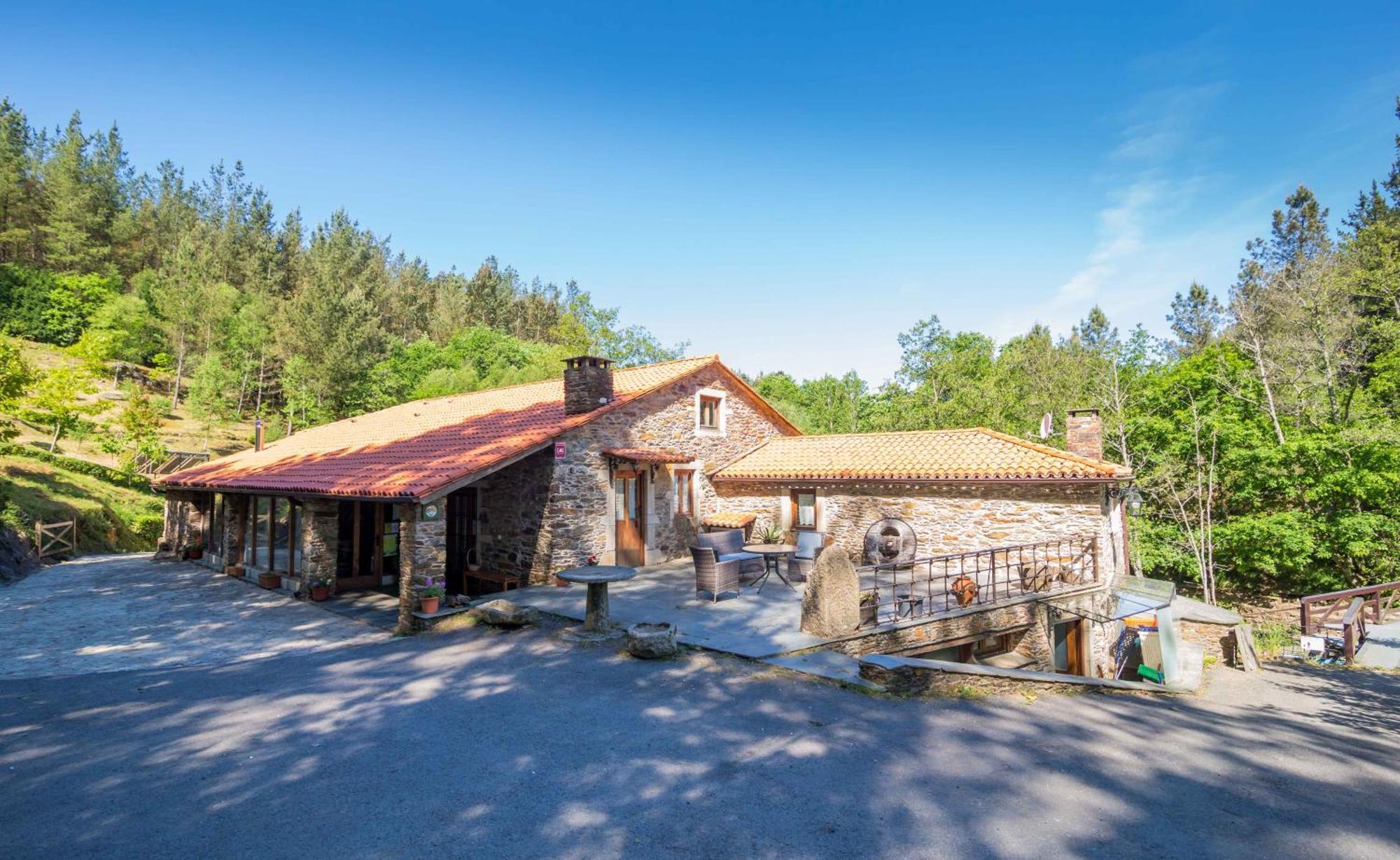 O Muino De Pena Hotel O Pino Kültér fotó